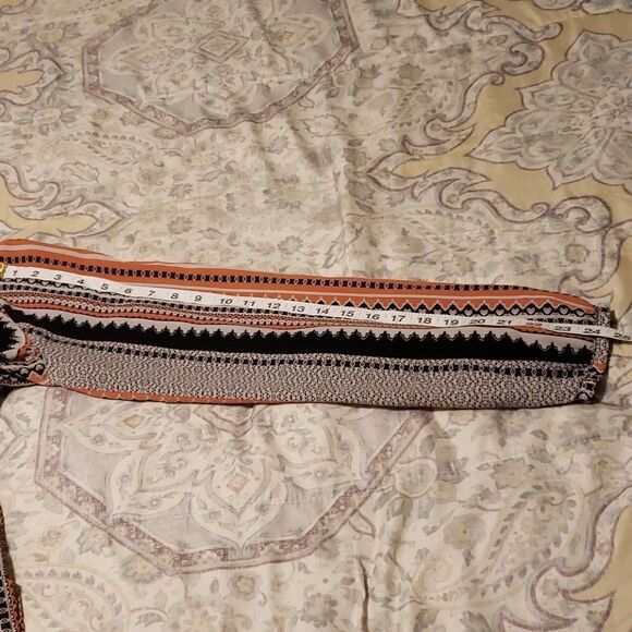 𝅺SANCTUARY long sleeved blouse. Medium - Picture 4 of 7